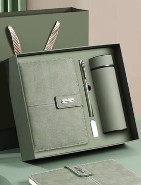 https://www.nurajanda.com/image/cache/catalog/sistem/anasayfa-kategori/Luks-hediye-setleri-276x362.jpg